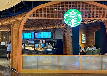 Crafted Coffee Elegance: Starbucks Reserve, Grand Indonesia