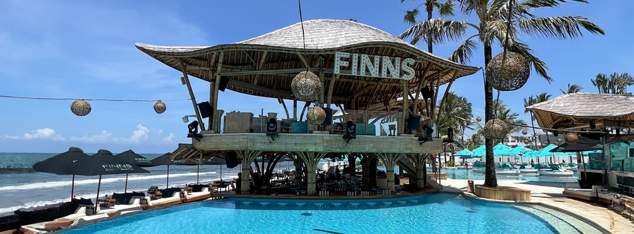 Exploring Finns Beach Club's Tropical Charm